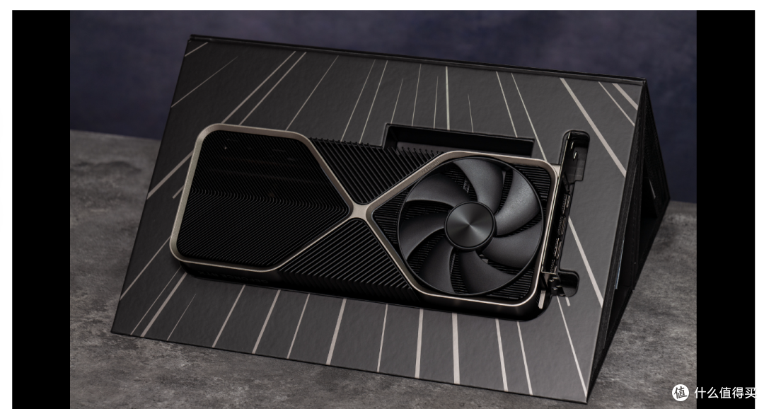 NVIDIA GeForce RTX 4090 Founders Edition 公版开箱抢先看