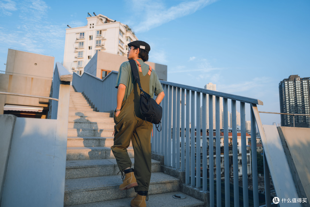 一个 10L 的单肩摄影包要千元值不值:Bellroy Venture Sling 探险家