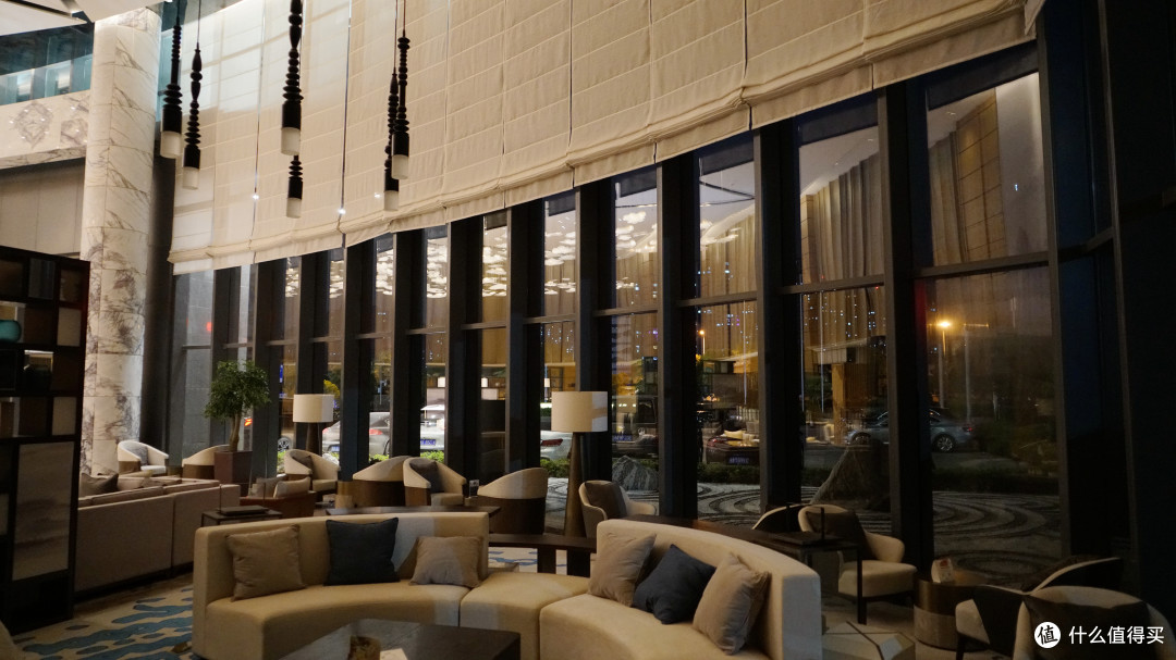 学习机也开酒店?长沙步步高福朋喜来登酒店 豪华套房 入住体验