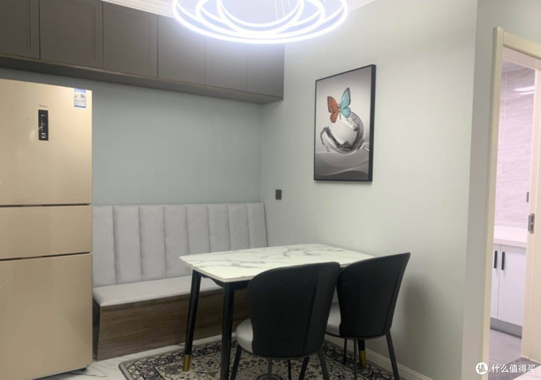 老婆硬要买一楼60㎡小蜗居,装修完漂亮极了,还附送一个大院子