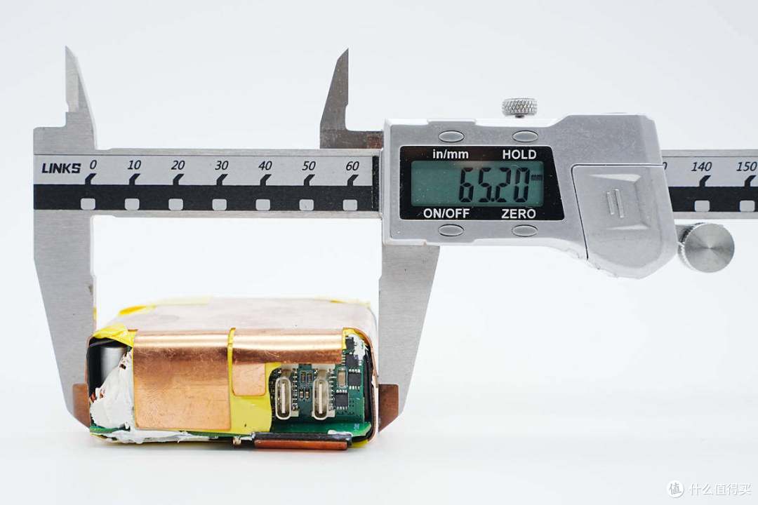 拆解报告:笔记本100W双USB-C快充充电器