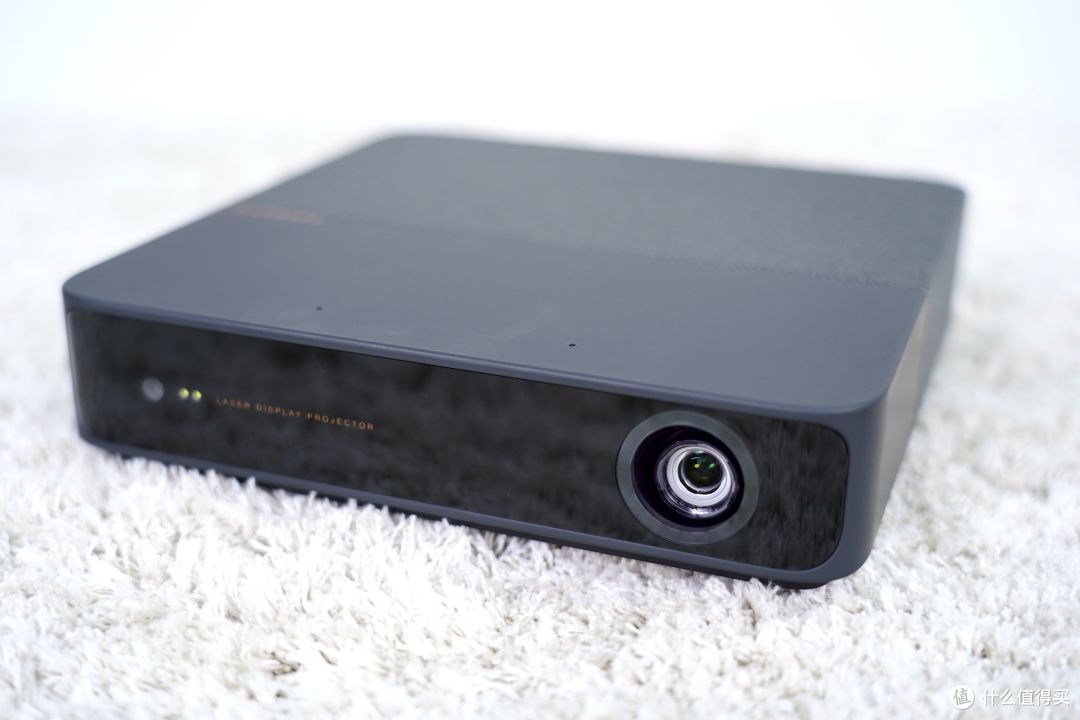 极米Z6X vs 峰米S5！3000元轻量级投影谁最值得买