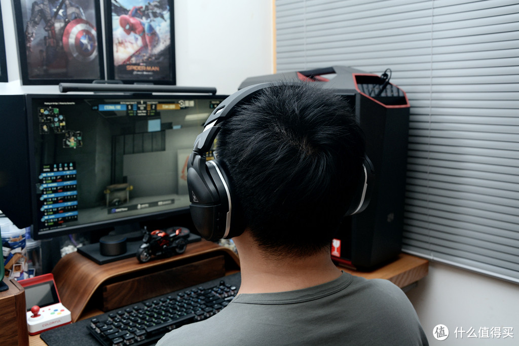 CSGO神助攻、超人听觉,乌龟海岸刺客700 Gen2无线双模耳机开箱
