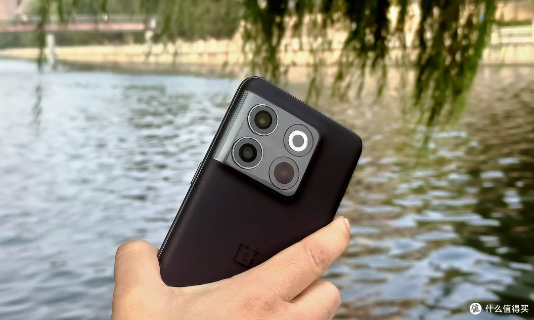 学生党的最爱，游戏神机一加ACE PRO，性价比高到顶不住