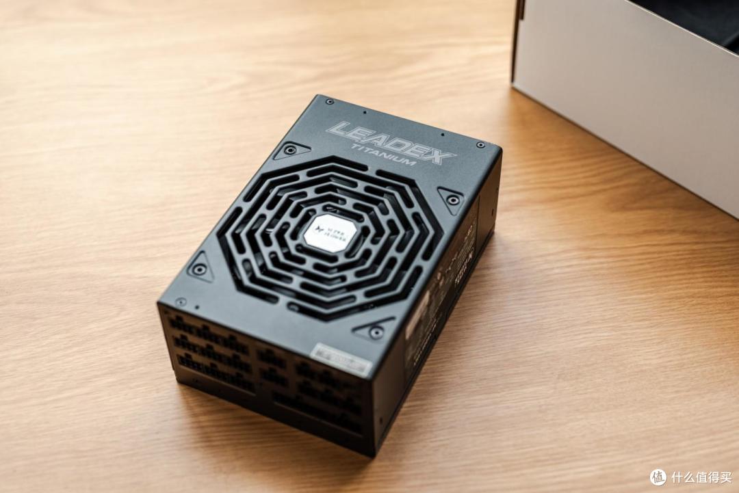 除了换主板,还有哪些注意事项?AMD Zen 4架构锐龙7000处理器性能实测