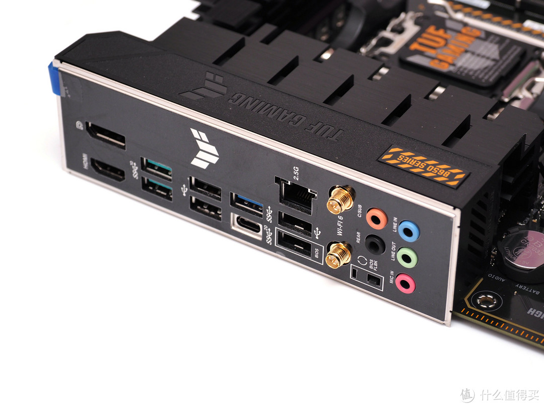 普及型B650主板,真的能助推ZEN4普及吗?华硕TUF GAMING B650M PLUS重炮手主板开箱