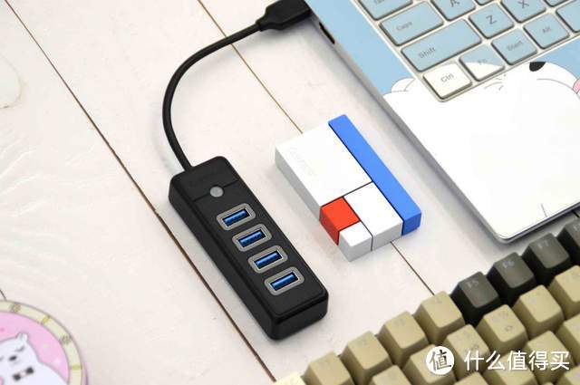 四口同读即插即用，奥睿科USB 3.0口袋集线器解决U口紧张瓶颈问题