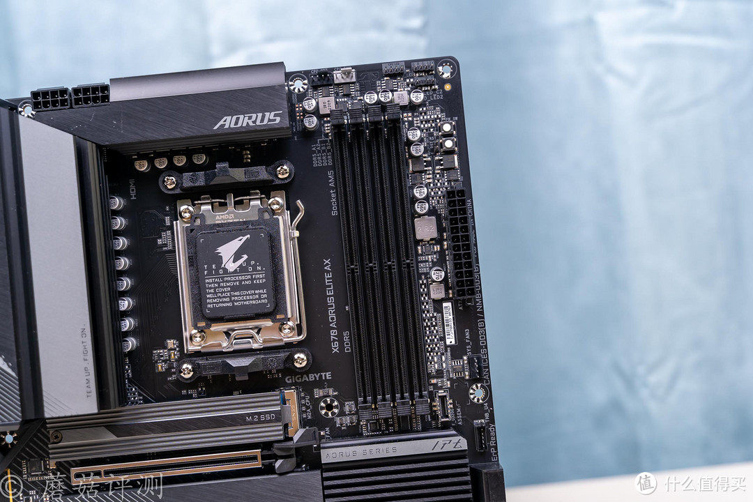 用料厚道，设计出众的高端“入门级”主板、技嘉X670 AORUS ELITE AX小雕主板 拆解评测