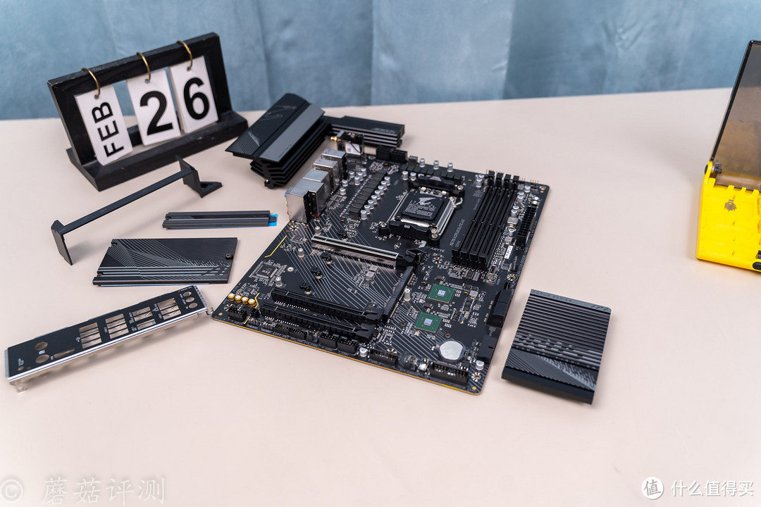 用料厚道，设计出众的高端“入门级”主板、技嘉X670 AORUS ELITE AX小雕主板 拆解评测