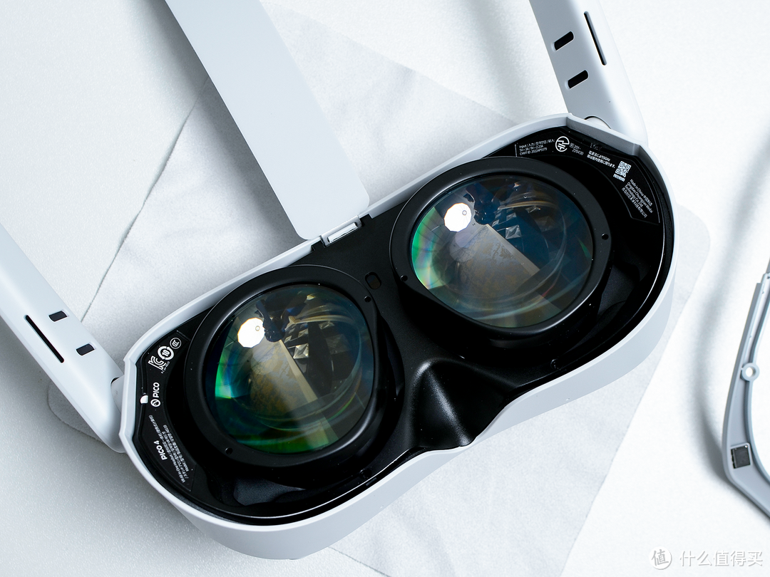一个新人的VR初体验——全新PICO 4 VR一体机深度评测