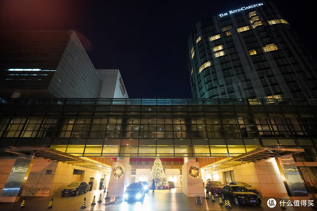 北京金融街丽思卡尔顿酒店的温馨之夜 ~ 行政大床套房 入住体验