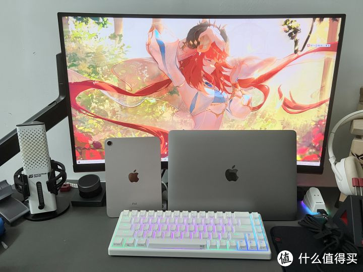 自己的 MacBook Pro 镇楼