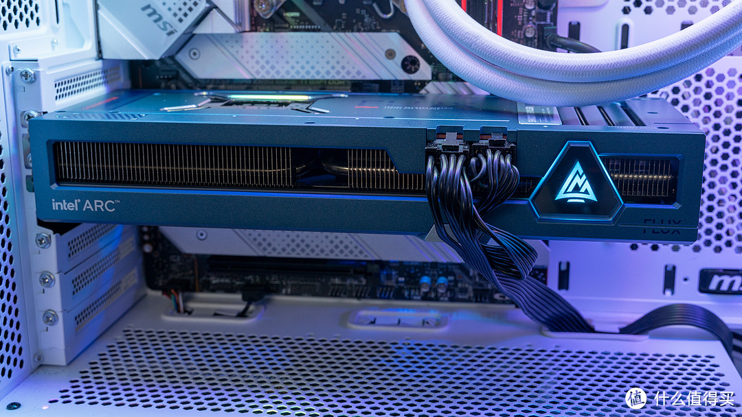 蓝戟Intel Arc A750 FLUX上手体验，颜值独特的新晋中高端显卡