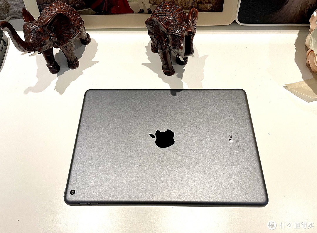 其实，只看爱奇艺的话，iPad 2021就够了