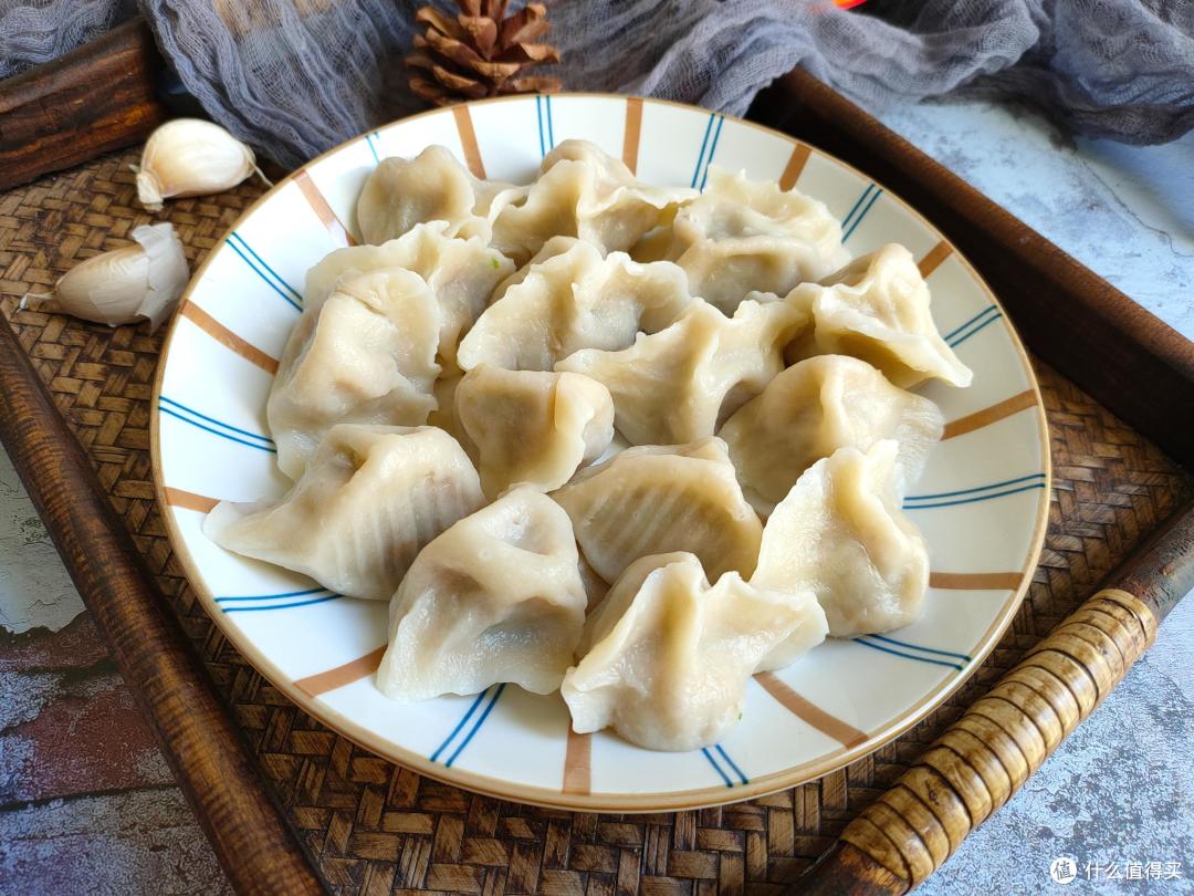 调饺子馅最忌加料酒,不少人都喜欢放,难怪饺子不好吃、有怪味