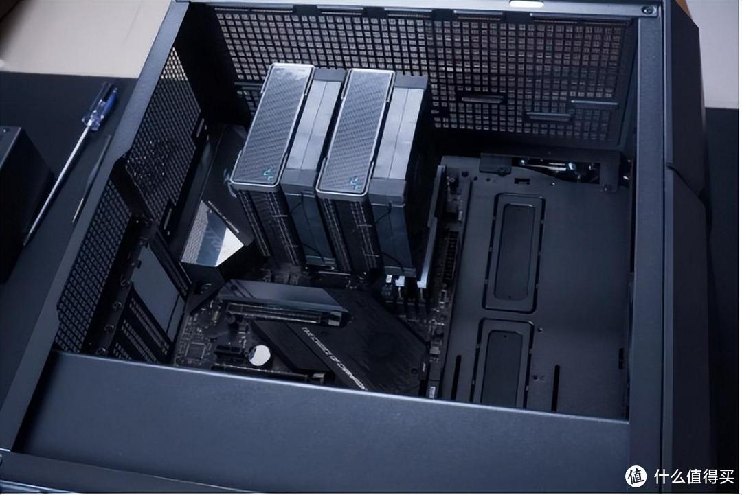 九州风神3件套：炫瞳游戏机箱、750W金牌电源、冰立方双塔散热