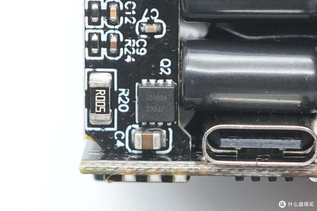 拆解报告：SHARGE闪极Retro 35W氮化镓充电器S035