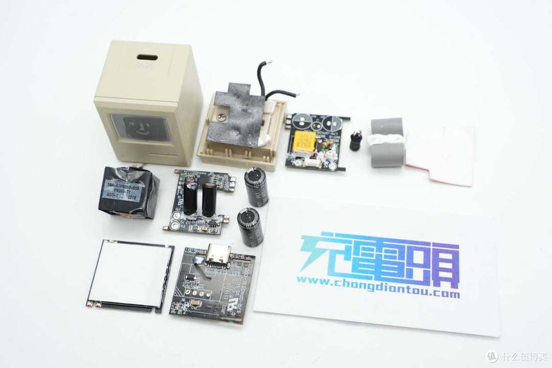 拆解报告：SHARGE闪极Retro 35W氮化镓充电器S035