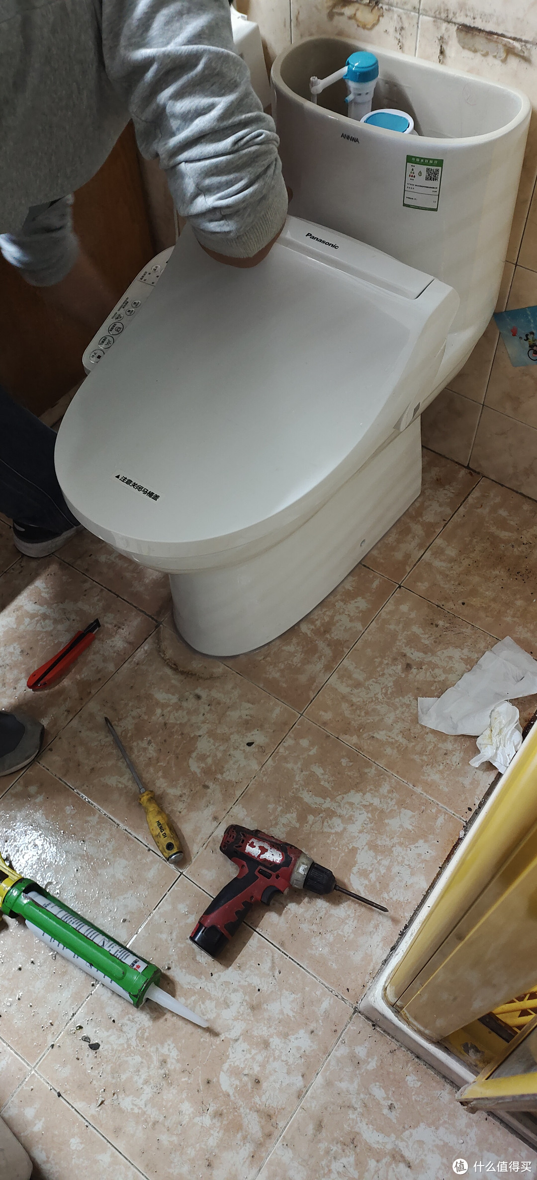 选直冲式马桶,还是虹吸?上海师傅上门安装马桶经验/十大品牌/安华官方旗舰店智能直冲式(含产品说明书