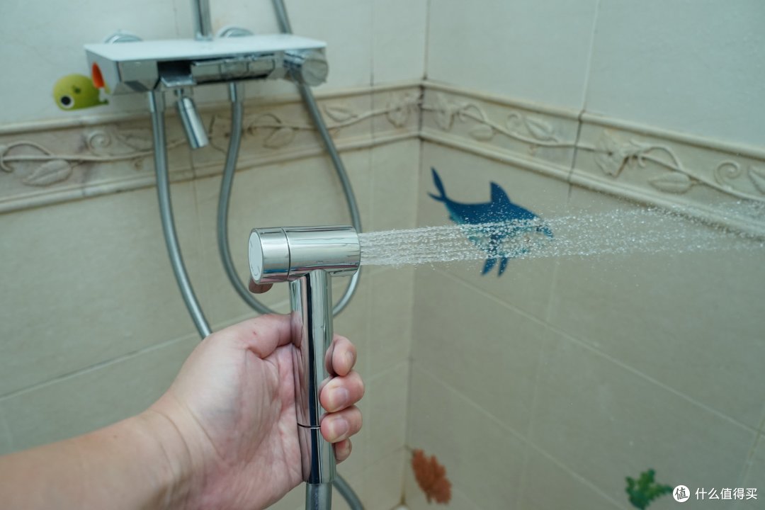 摆脱水温飘、流量小!米家控温淋浴花洒S1,淋浴像弹琴一般舒畅