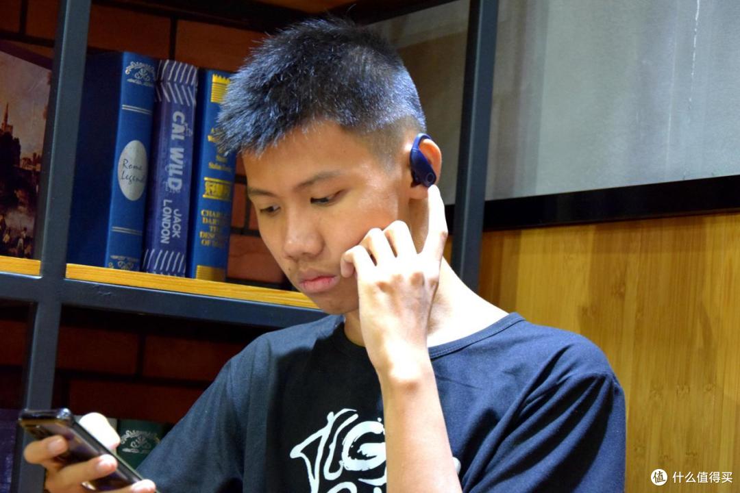 满足剧烈运动佩戴,融入TWS技术,入门级运动耳机SANAG塞那Z9点评