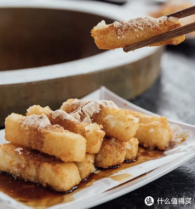 红糖糍粑外皮酥脆 里面软糯 回口甘甜 快来试试吧 生鲜食品 什么值得买