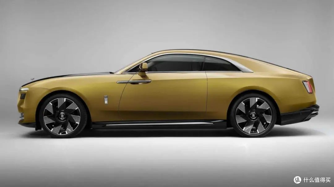 劳斯莱斯闪灵发布纯电在今天真正和高贵联系在了一起