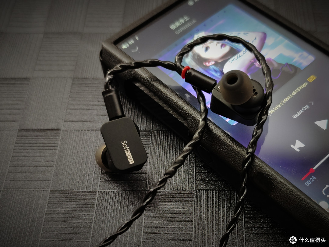 第一个问题,我是如何看待暮光是换壳版图灵这事的?