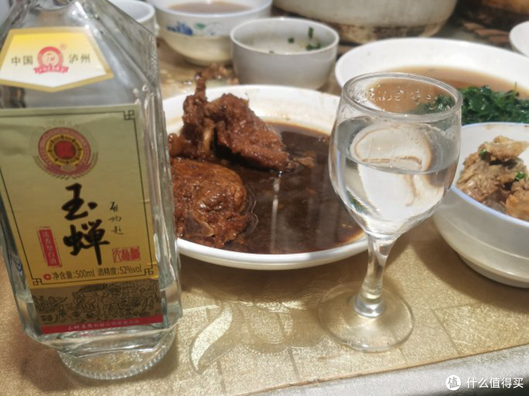 双十一囤酒指南，50块左右选“浓香口粮酒”，推荐这8款，都是品牌纯酿，好喝不贵