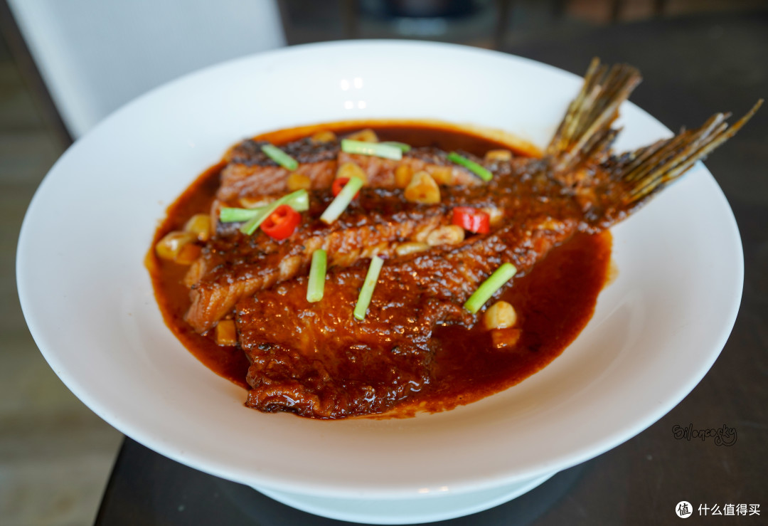 东钱湖畔,连年黑珍珠一钻 ~ 华茂希尔顿酒店 钱湖阁中餐厅 体验