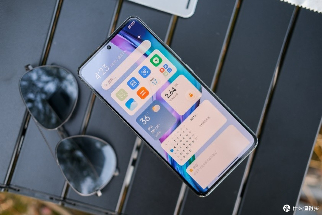 iQOO Neo7和Redmi K50至尊版如何选?2款高端性能巅峰对决!