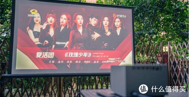 投影仪的亮度与分辨率到底有何猫腻?一文看懂投影的成像和光源