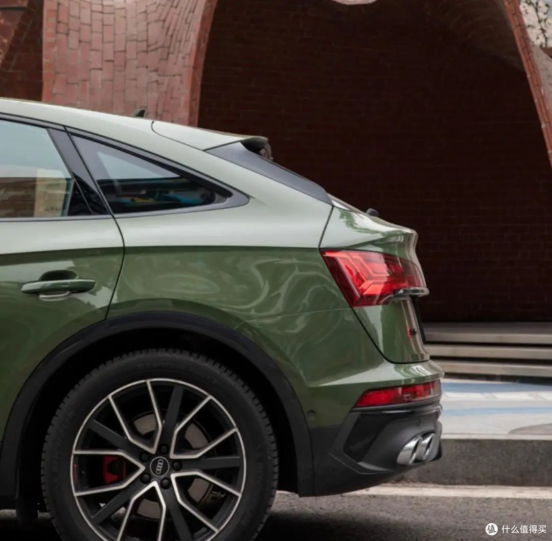 奥迪SQ5 Sportback动态试驾:当「中流砥柱」习得「亢龙有悔」