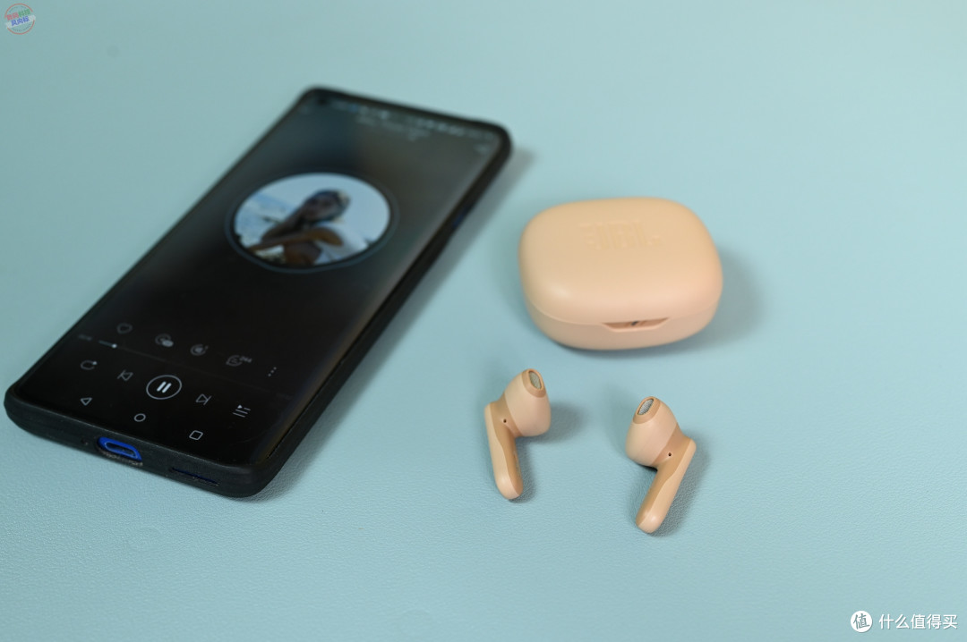 音色细腻的小耳机,设计也很漂亮,JBL WAVE FLEX上手