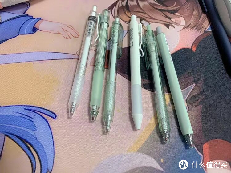 东米ins按动笔薄荷绿系列推荐高颜值学生刷题笔0.5中性笔