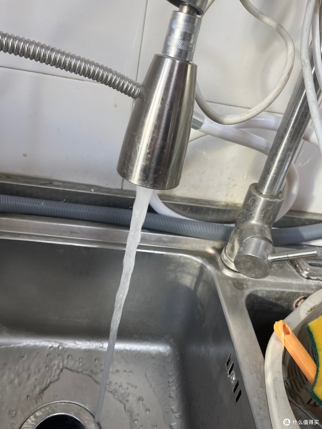 洗澡时厨房水流量