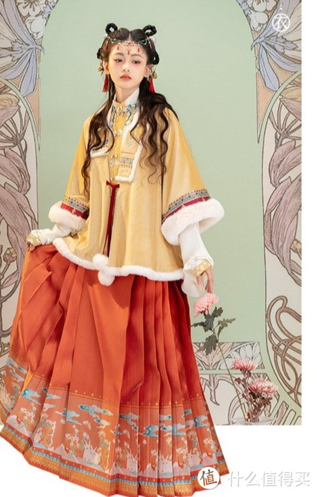 天冷能穿汉服吗?秋冬汉服这样混搭,保暖又好看!还有3款保暖神器,谁穿谁竖大拇指!