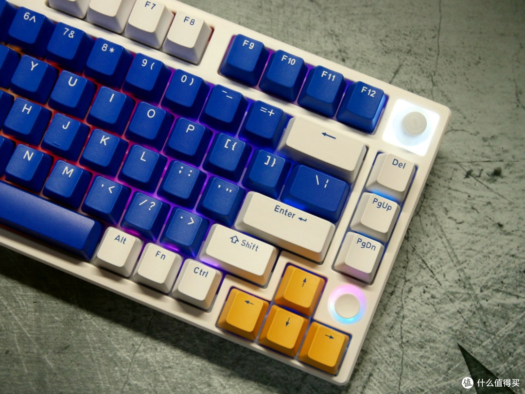 给键盘换套新衣服——HELLO GANSS 苍秋蓝键帽分享