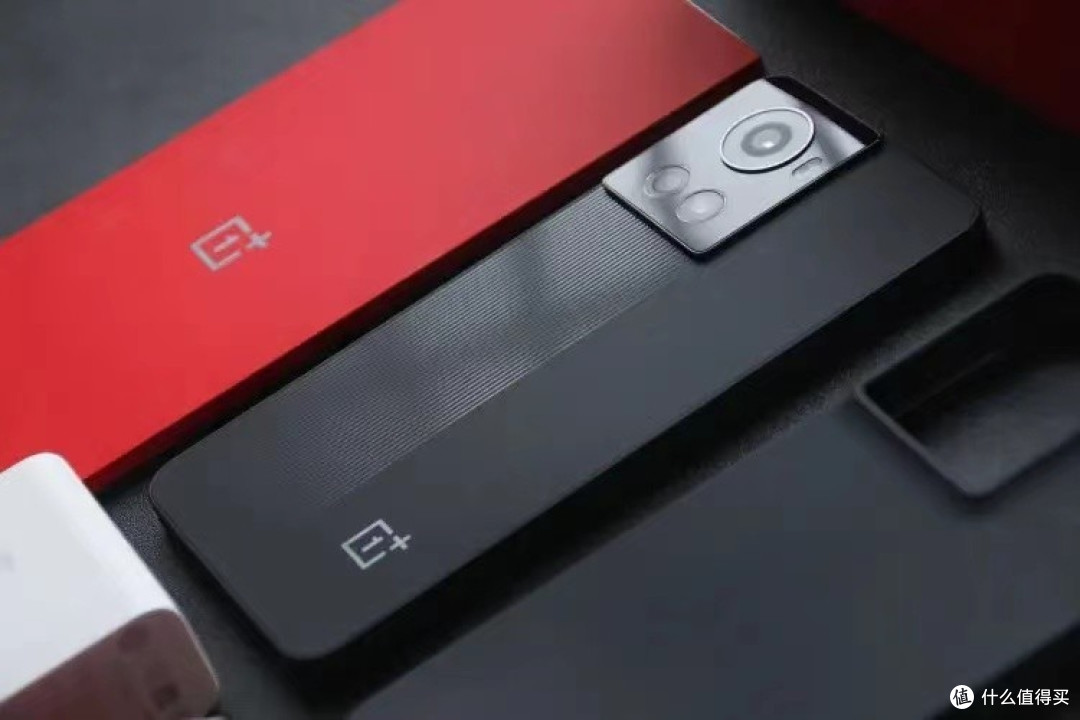索尼766+独显芯片+5nm，256GB存储跌至1869元，150W旗舰售价亲民