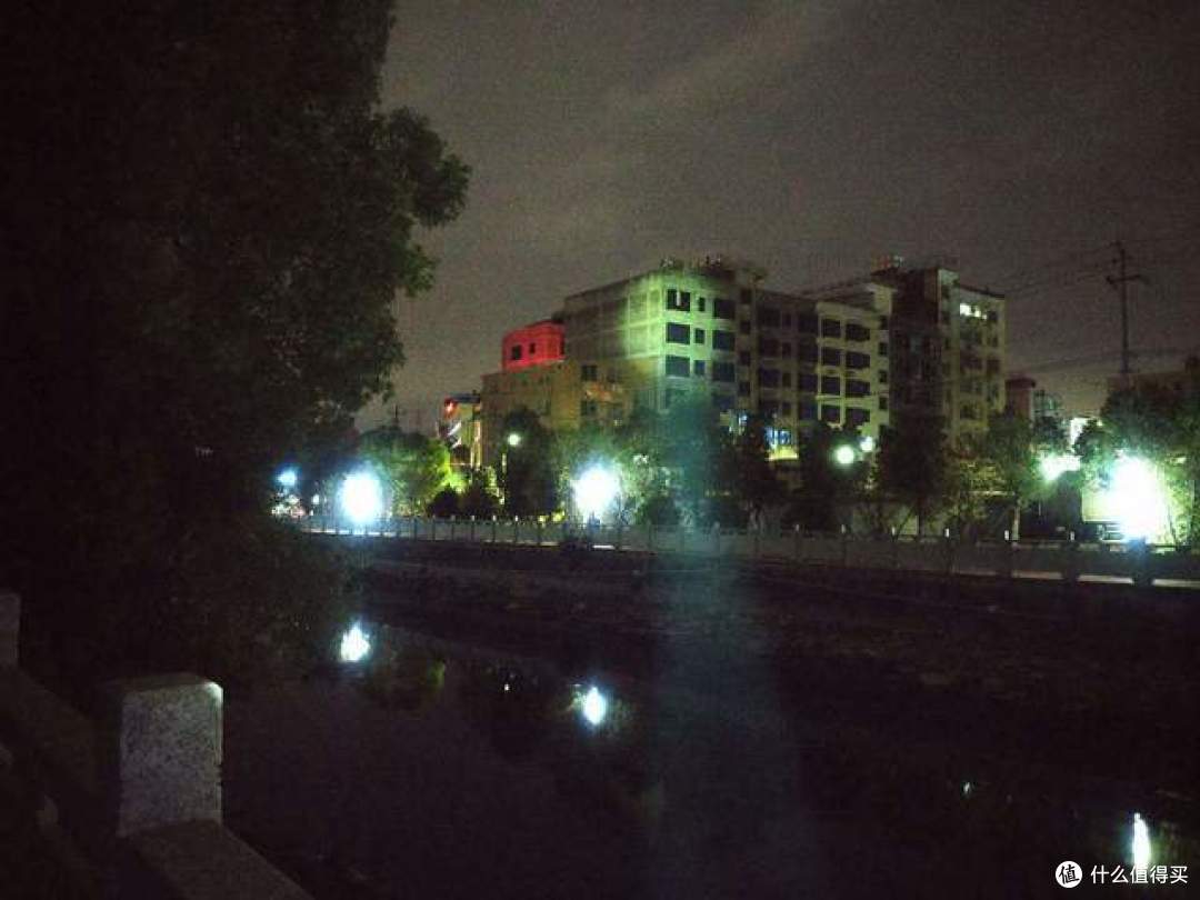 颜值和实力俱佳:OLIGHT傲雷Javelot mini