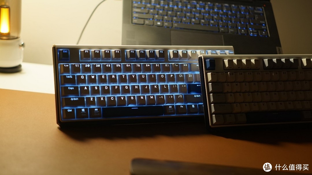 颜值超高机械键盘-全新升级，老味道新配方-杜伽 620W CORONA