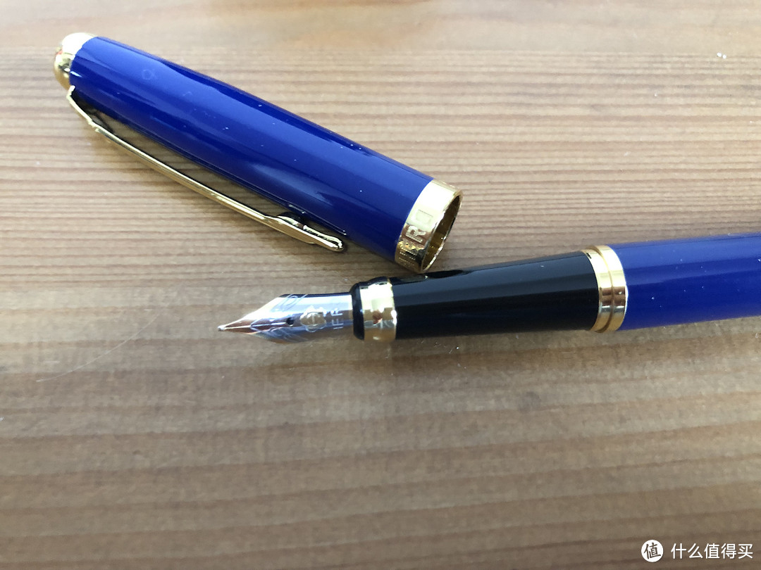 颜值太高，可以无限回购的英雄钢笔。