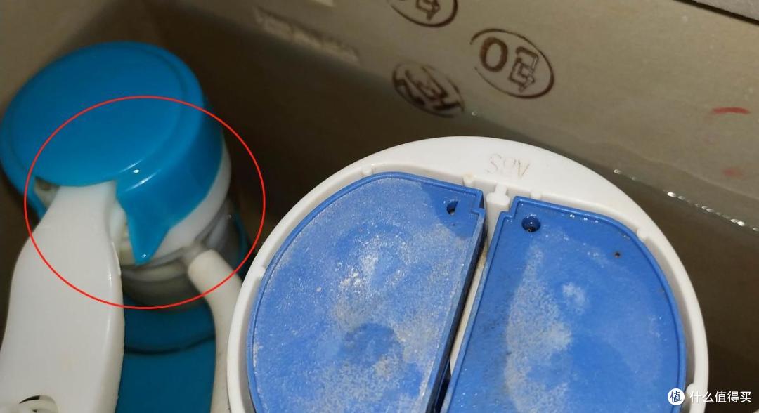 马桶上水阀溢水不止，进水编织管锈死，打火机烧1、2分钟后约5分之1概率能拆除