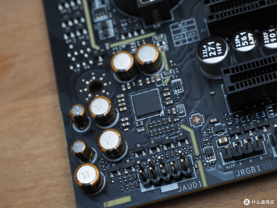 AMD Ryze 5 7600X 处理器与 MSI B650M MORTAR WiFi 主板评测,相对接近主流价位的系统组合
