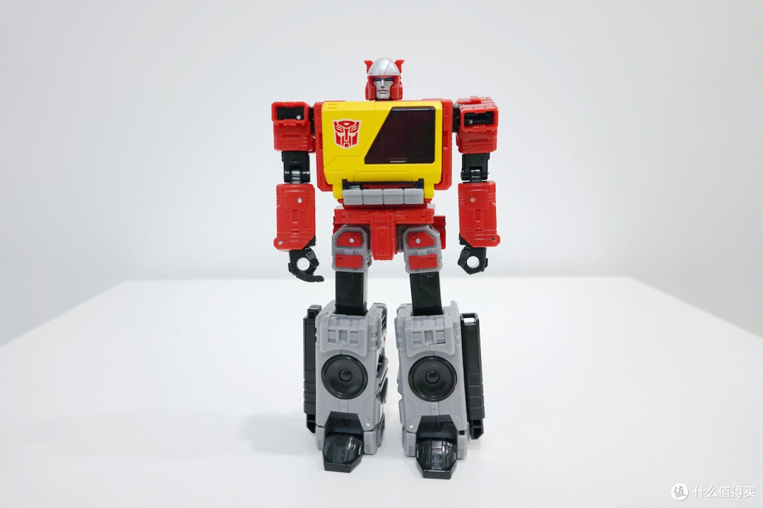 变形金刚传世系列航行家级录音机开箱