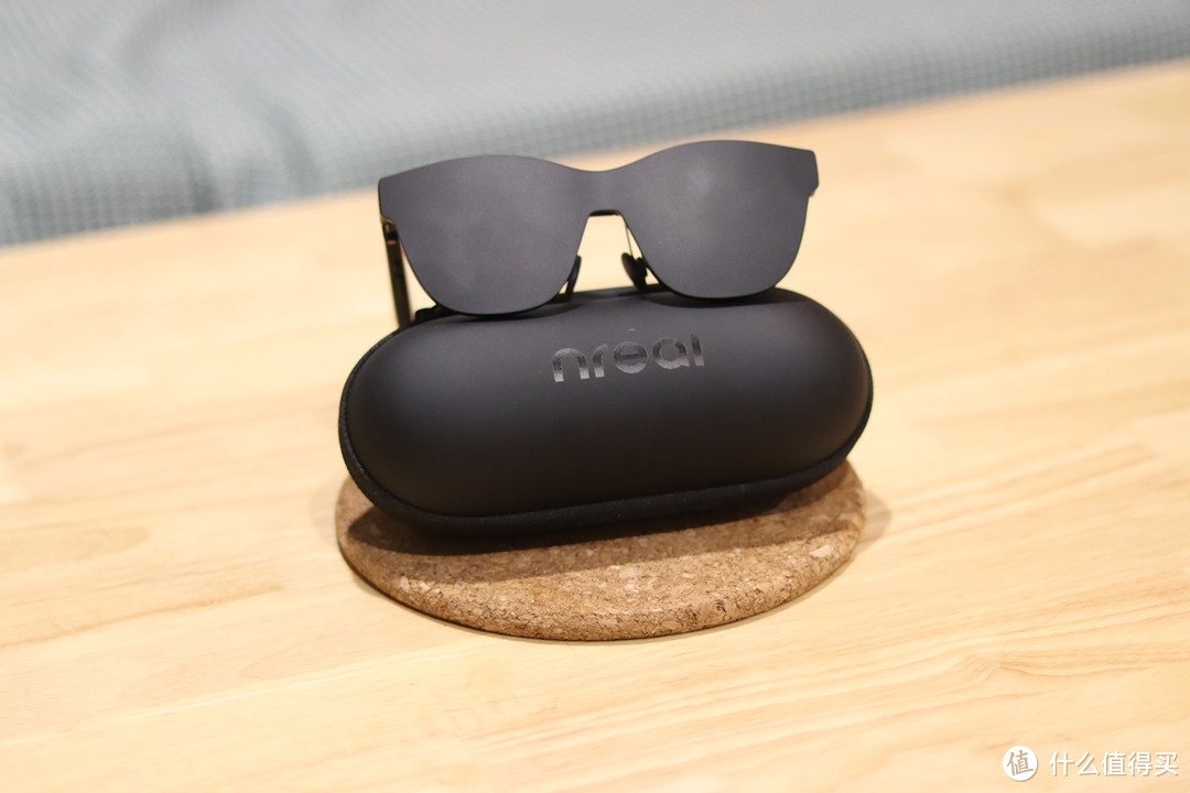 不吹不黑，或许这就是目前最佳的AR设备解决方案。Nreal Air AR眼镜娱乐游戏功能四千字长文深度评测
