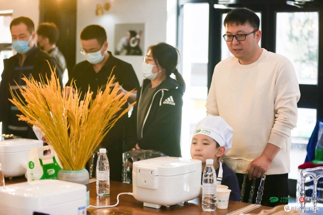 十月稻之让孩子学会动手做饭