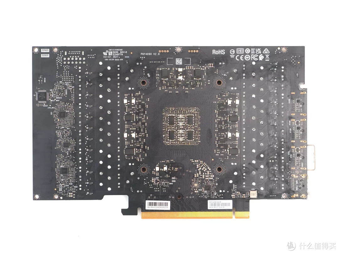 必恩威（PNY）GeForce RTX4090 24GB XLR8 Gaming VERTO EPIC-X ARGB OC显卡评测