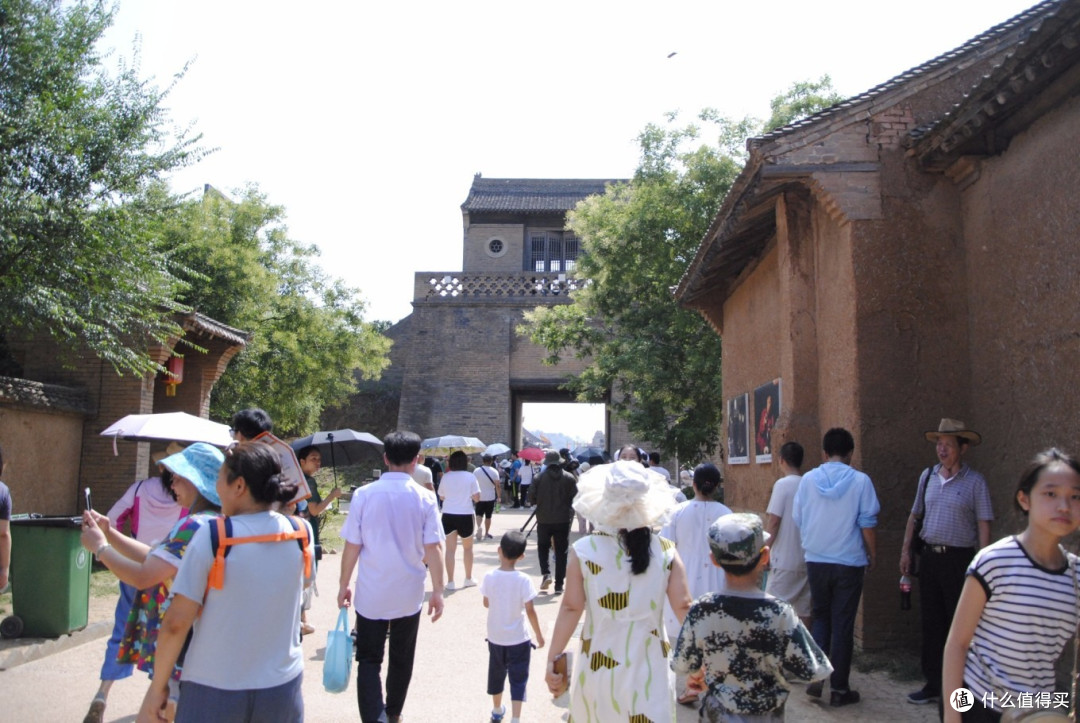 来白鹿塬影视城,感受关中民俗特色