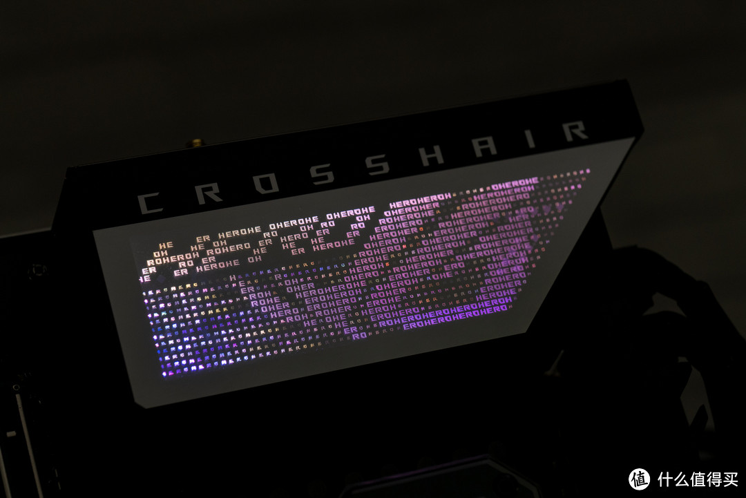 华硕 ROG Crosshair X670E Hero 主板评测：尊爵不凡、支持 AI 超频的旗舰 AM5 平台